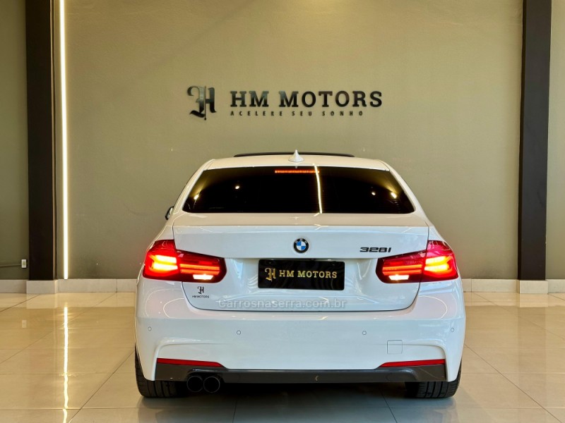 328I 2.0 M SPORT 16V ACTIVEFLEX 4P AUTOMÁTICO - 2018 - CAXIAS DO SUL