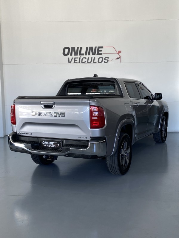 RAMPAGE 2.0 LARAMIE 4X4 TURBO DIESEL 4P AUTOMÁTICO - 2024 - FARROUPILHA