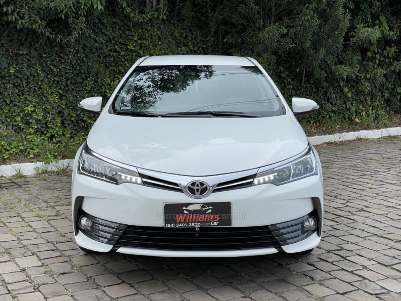 COROLLA 2.0 XEI 16V FLEX 4P AUTOMÁTICO - 2019 - FARROUPILHA
