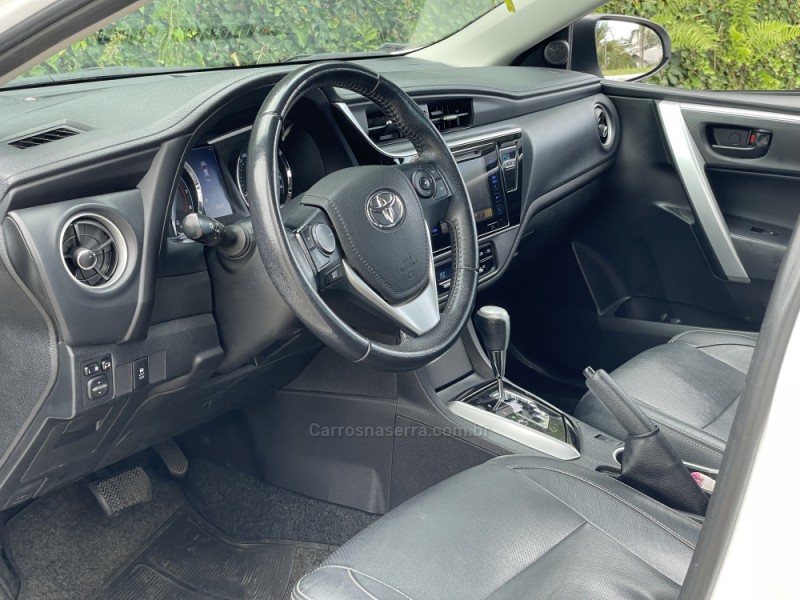 COROLLA 2.0 XEI 16V FLEX 4P AUTOMÁTICO - 2019 - FARROUPILHA