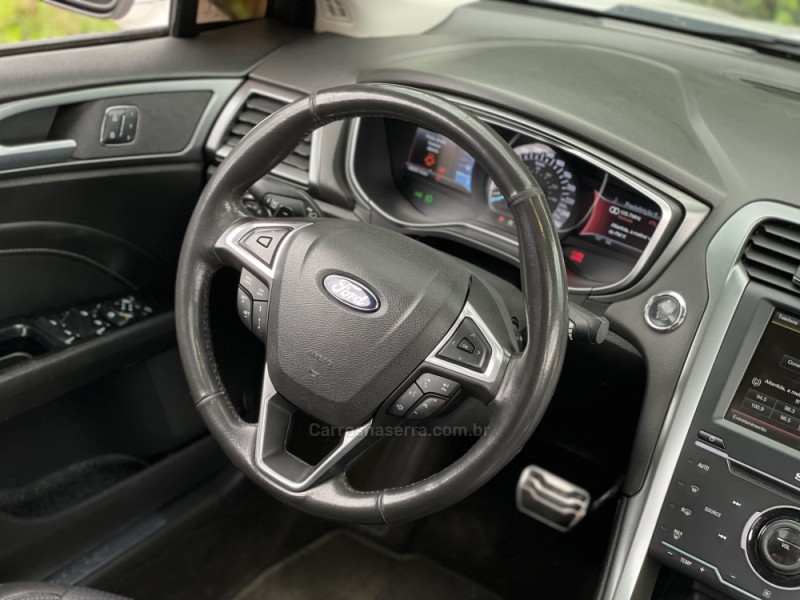 FUSION 2.0 TITANIUM PLUS AWD 16V GASOLINA 4P AUTOMÁTICO - 2014 - FARROUPILHA
