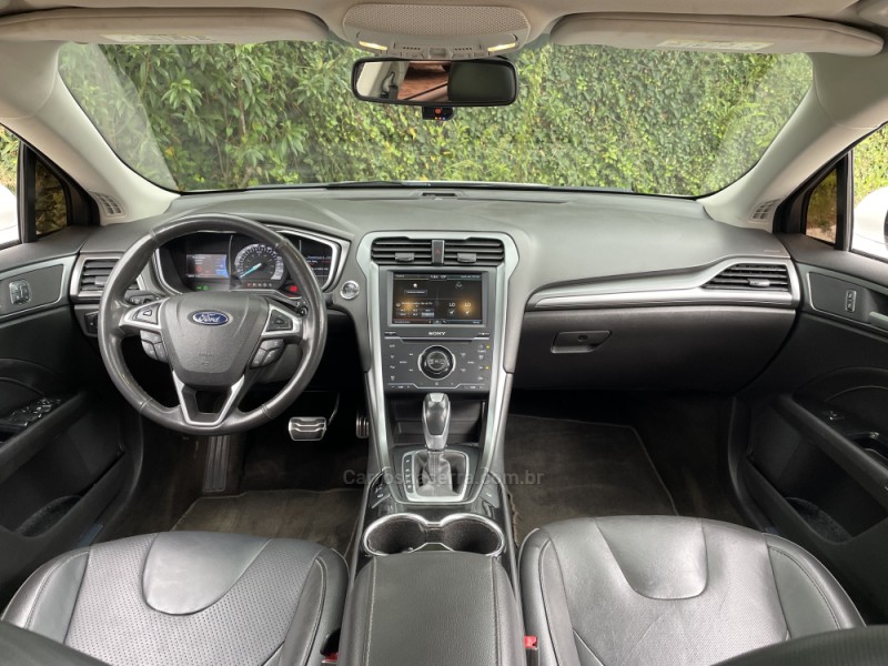 FUSION 2.0 TITANIUM PLUS AWD 16V GASOLINA 4P AUTOMÁTICO - 2014 - FARROUPILHA