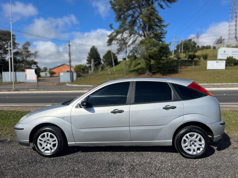 FOCUS 1.6 GL 8V FLEX 4P MANUAL - 2008 - FARROUPILHA