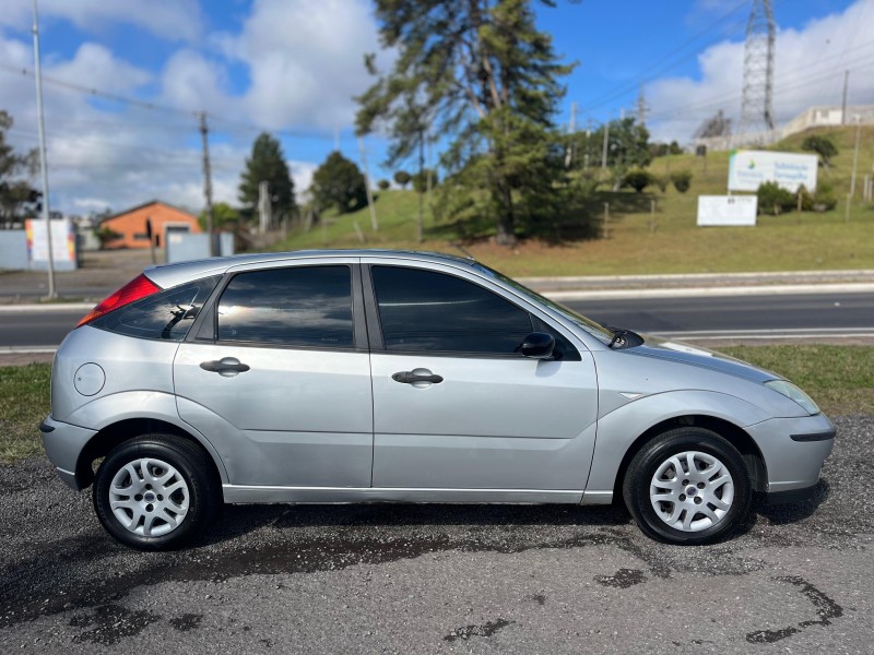 FOCUS 1.6 GL 8V FLEX 4P MANUAL - 2008 - FARROUPILHA
