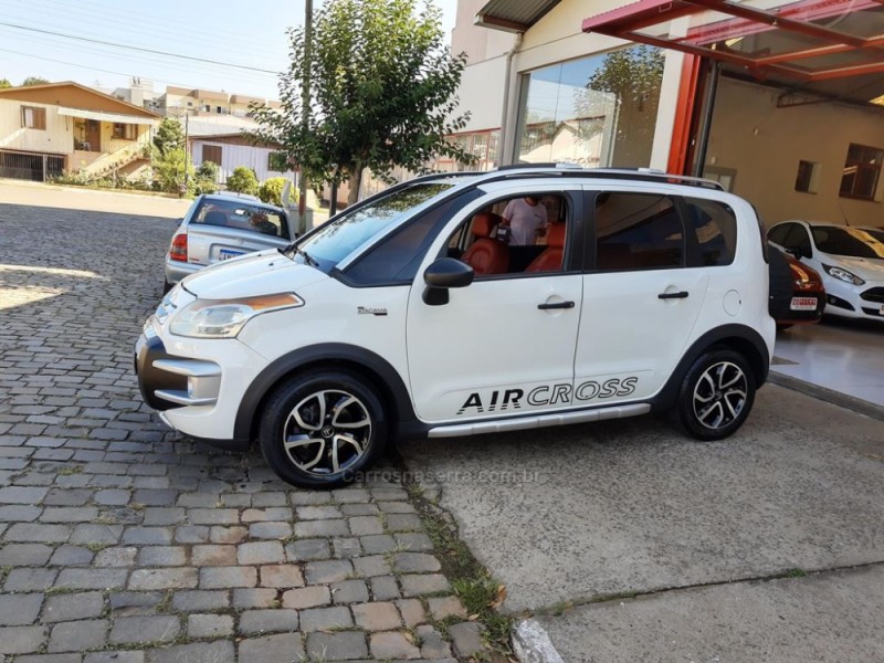 C3 AIRCROSS 1.6 GLX 16V FLEX 4P MANUAL - 2014 - GUAPORé