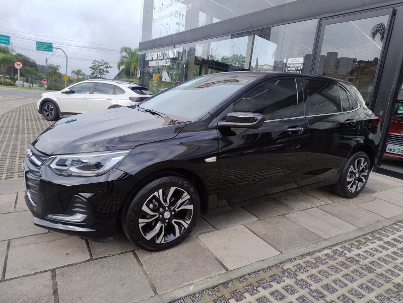 onix 1.0 premier ii 12v turbo flex 4p automatico 2023 caxias do sul