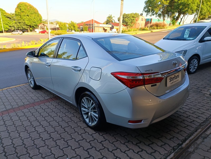 COROLLA 2.0 XEI 16V FLEX 4P AUTOMÁTICO - 2015 - BOM PRINCíPIO
