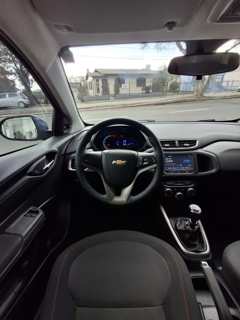 ONIX 1.4 MPFI LT 8V FLEX 4P MANUAL - 2016 - FARROUPILHA