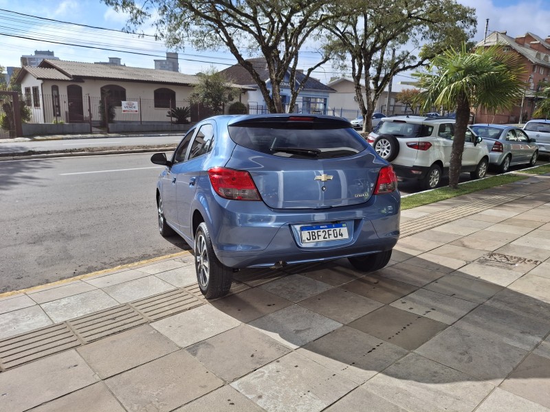 ONIX 1.4 MPFI LT 8V FLEX 4P MANUAL - 2016 - FARROUPILHA