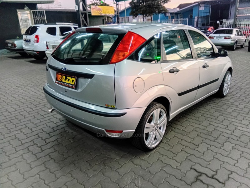 FOCUS 1.6 8V FLEX 4P MANUAL - 2009 - CAXIAS DO SUL
