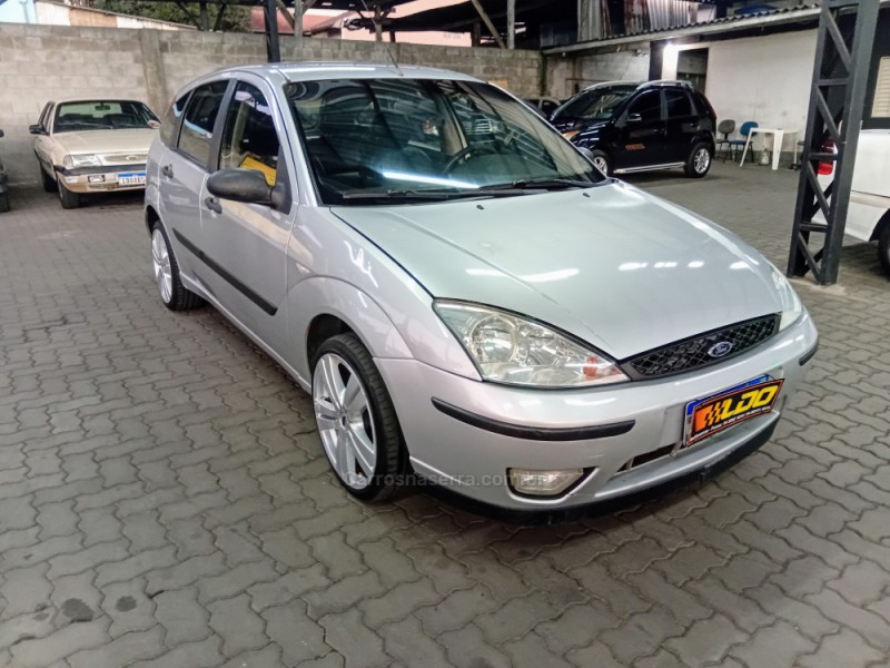 FOCUS 1.6 8V FLEX 4P MANUAL