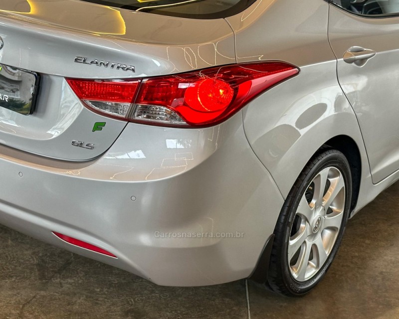 ELANTRA 1.8 GLS 16V GASOLINA 4P AUTOMÁTICO - 2012 - GARIBALDI