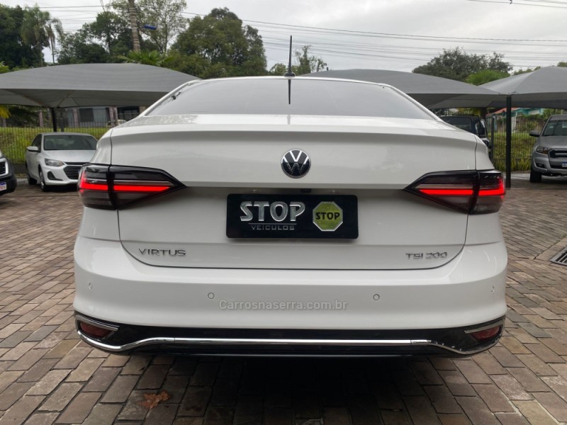 VIRTUS 1.0 200 TSI HIGHLINE AUTOMÁTICO - 2024 - DOIS IRMãOS