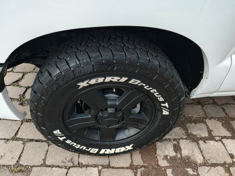 BLAZER 2.4 MPFI ADVANTAGE 4X2 8V GASOLINA 4P MANUAL - 2009 - GUAPORé