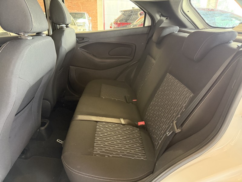 KA 1.0 SE PLUS 12V FLEX 4P MANUAL - 2015 - FARROUPILHA