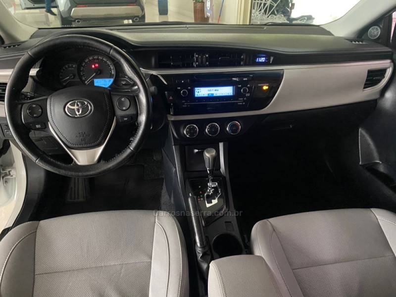 COROLLA 1.8 GLI UPPER 16V FLEX 4P AUTOMÁTICO - 2016 - LAJEADO