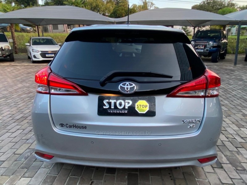 YARIS 1.3 16V FLEX XL MULTIDRIVE16 - 2020 - DOIS IRMãOS
