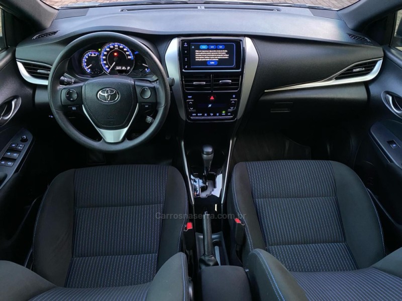 YARIS 1.3 16V FLEX XL MULTIDRIVE16 - 2020 - DOIS IRMãOS