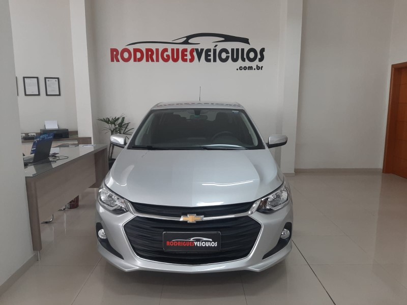 ONIX 1.0 LTZ 12V TURBO FLEX 4P MANUAL - 2023 - CAXIAS DO SUL