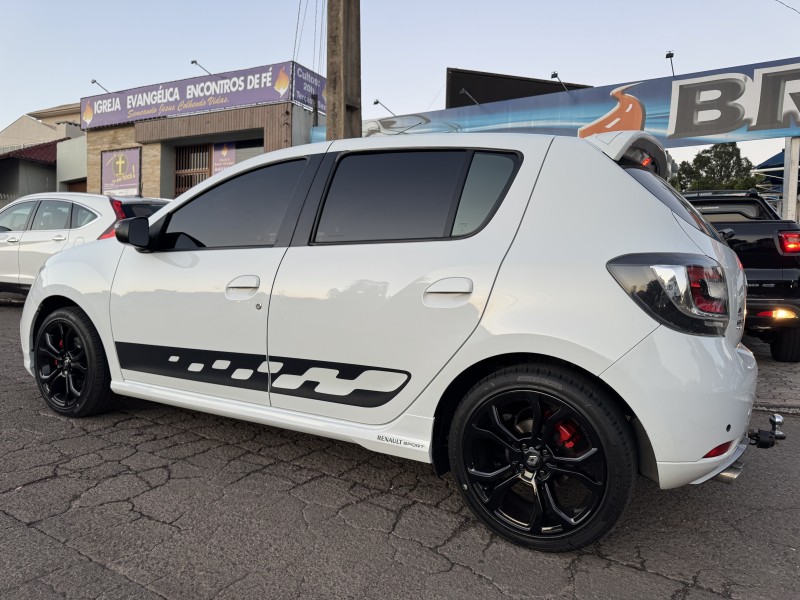 SANDERO 2.0 RS 16V FLEX 4P MANUAL - 2016 - DOIS IRMãOS