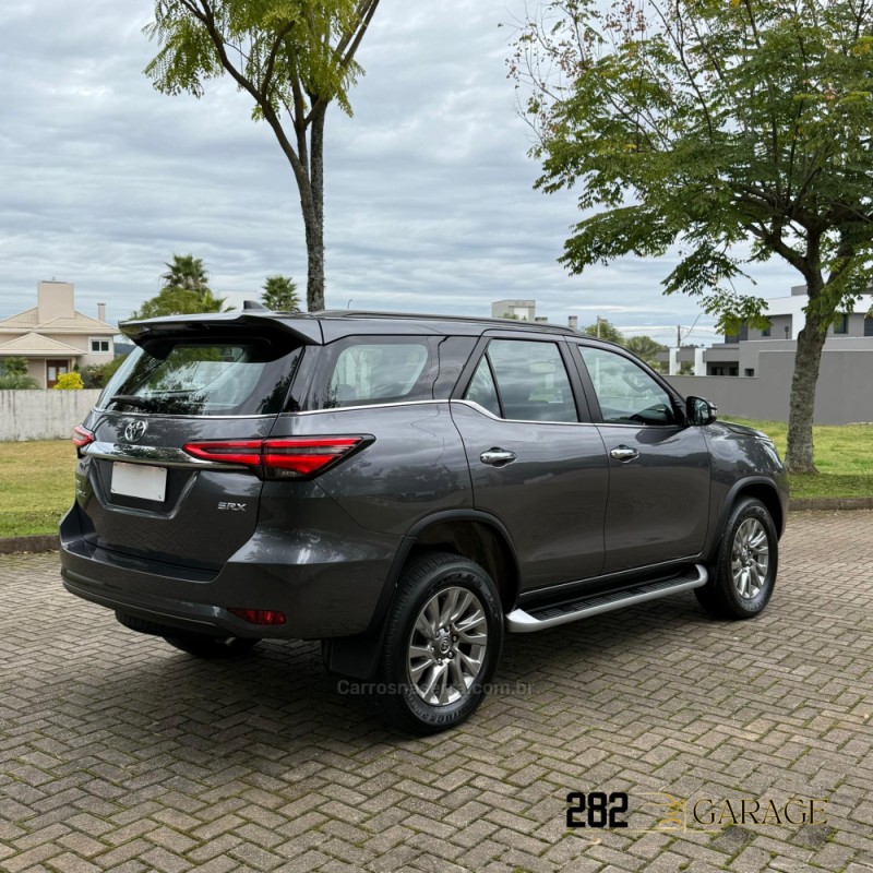 HILUX SW4 2.8 SRX 4X4 16V TURBO INTERCOOLER DIESEL 4P AUTOMÁTICO - 2023 - FARROUPILHA