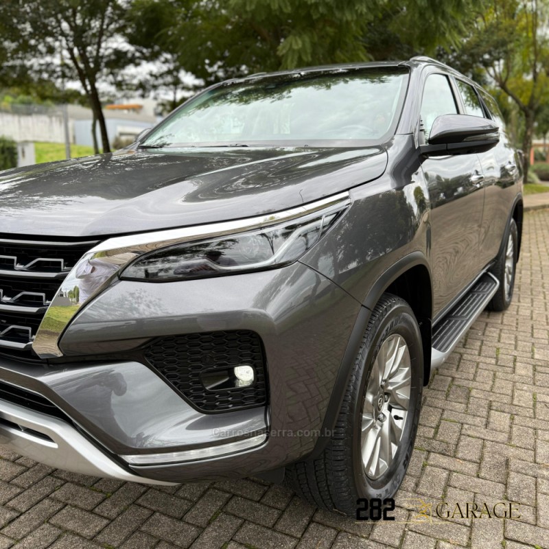 HILUX SW4 2.8 SRX 4X4 16V TURBO INTERCOOLER DIESEL 4P AUTOMÁTICO - 2023 - FARROUPILHA
