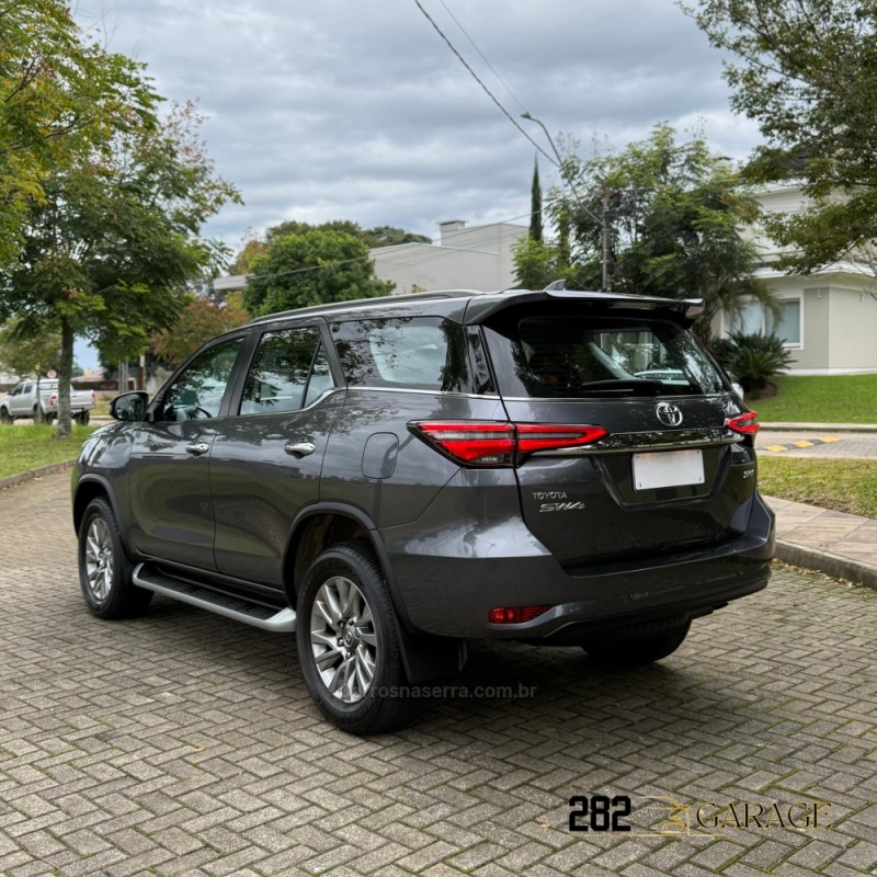 HILUX SW4 2.8 SRX 4X4 16V TURBO INTERCOOLER DIESEL 4P AUTOMÁTICO - 2023 - FARROUPILHA