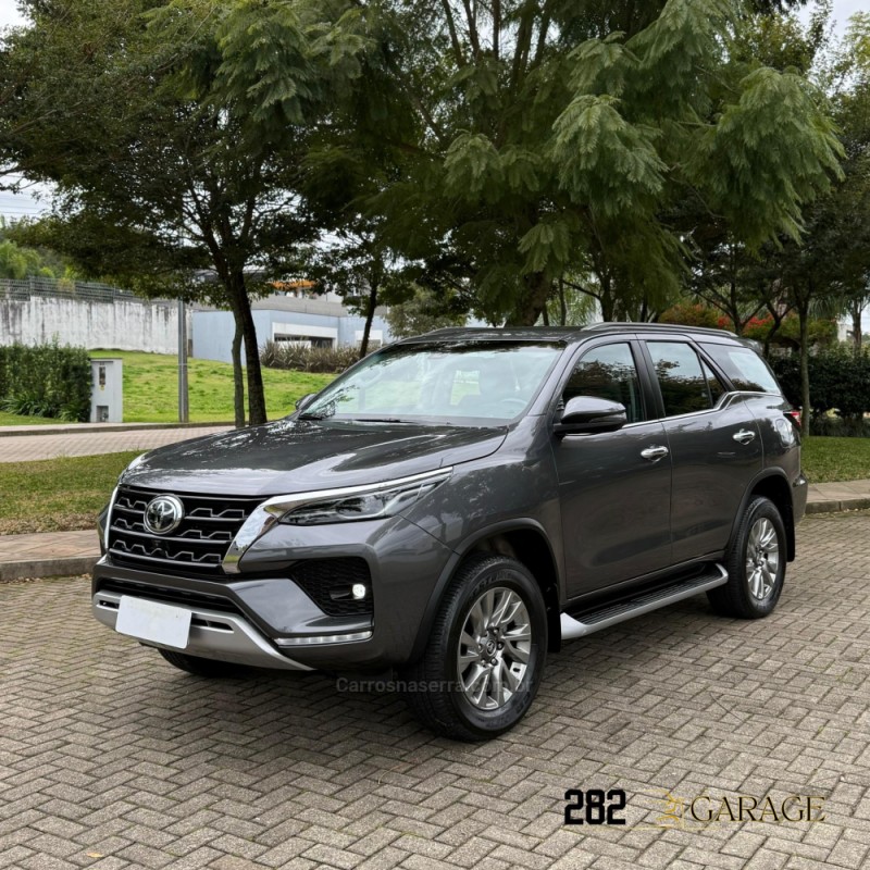 hilux sw4 2.8 srx 4x4 16v turbo intercooler diesel 4p automatico 2023 farroupilha