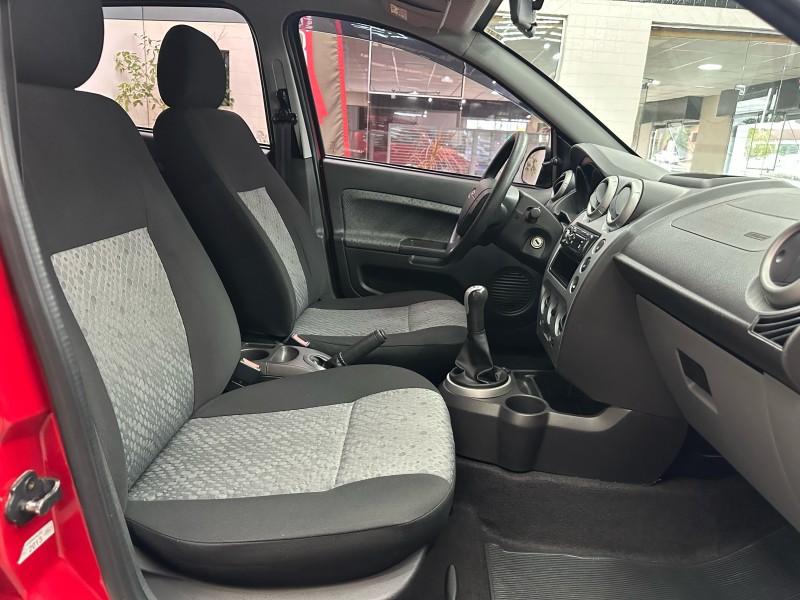 FIESTA 1.0 MPI CLASS HATCH 8V FLEX 4P MANUAL - 2014 - CAXIAS DO SUL