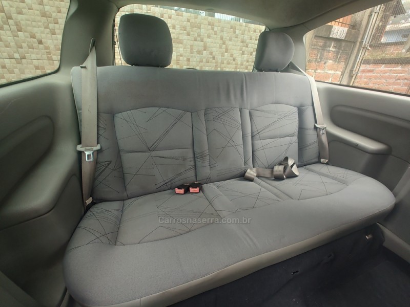 CLIO 1.0 AUTHENTIQUE 8V GASOLINA 2P MANUAL - 2004 - CANELA