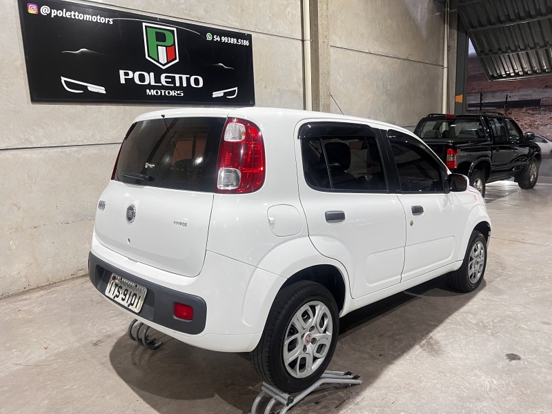 UNO 1.0 VIVACE 8V FLEX 4P MANUAL - 2013 - CAXIAS DO SUL
