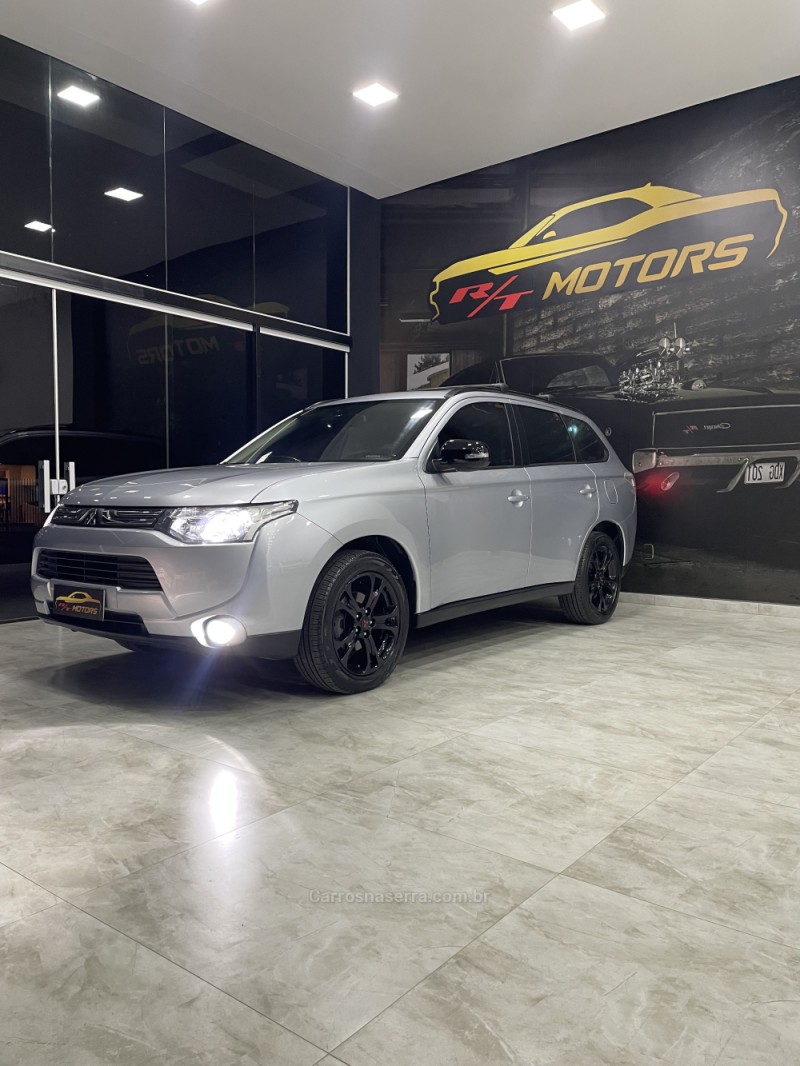 OUTLANDER 2.0 16V GASOLINA 4P AUTOMÁTICO - 2014 - CAXIAS DO SUL