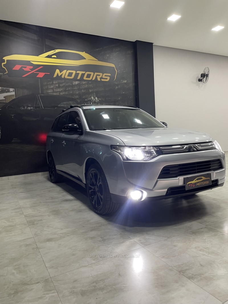 OUTLANDER 2.0 16V GASOLINA 4P AUTOMÁTICO - 2014 - CAXIAS DO SUL