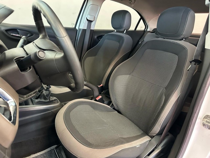 PRISMA 1.4 MPFI LT 8V FLEX 4P MANUAL - 2015 - CAXIAS DO SUL