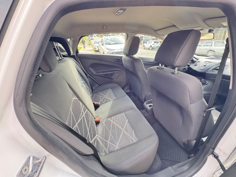 FIESTA 1.5 SE HATCH 16V FLEX 4P MANUAL - 2015 - CAXIAS DO SUL
