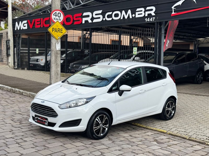 fiesta 1.5 se hatch 16v flex 4p manual 2015 caxias do sul