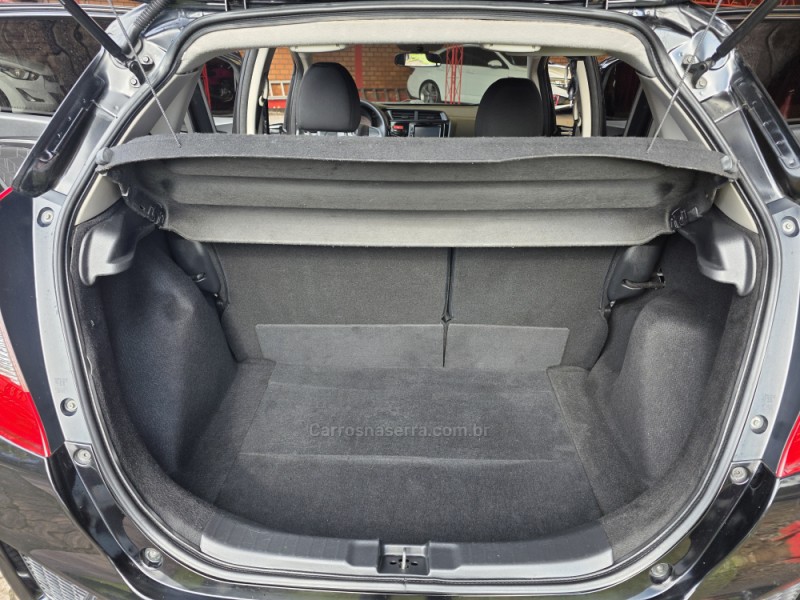 FIT 1.5 LX 16V FLEX 4P AUTOMÁTICO - 2015 - SAPIRANGA