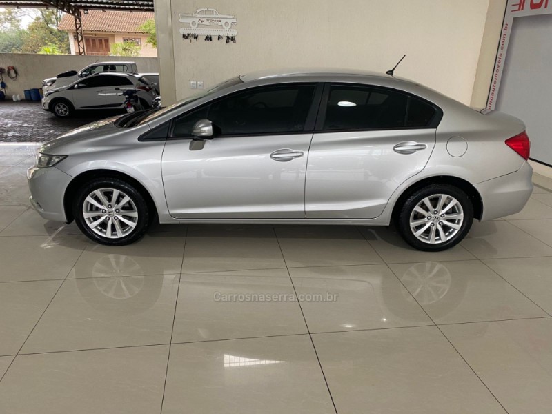 CIVIC 2.0 LXR 16V FLEX 4P AUTOMÁTICO - 2014 - LAJEADO
