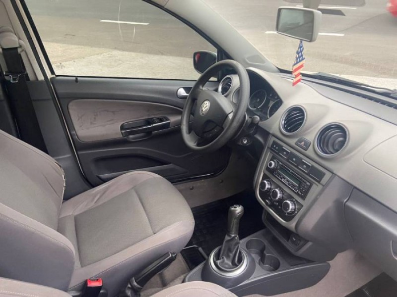 VOYAGE 1.6 MI COMFORTLINE 8V FLEX 4P MANUAL - 2009 - CAXIAS DO SUL