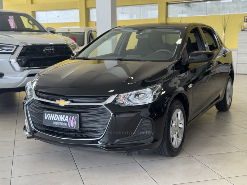 ONIX 1.0 LT 12V FLEX 4P MANUAL - 2020 - FLORES DA CUNHA