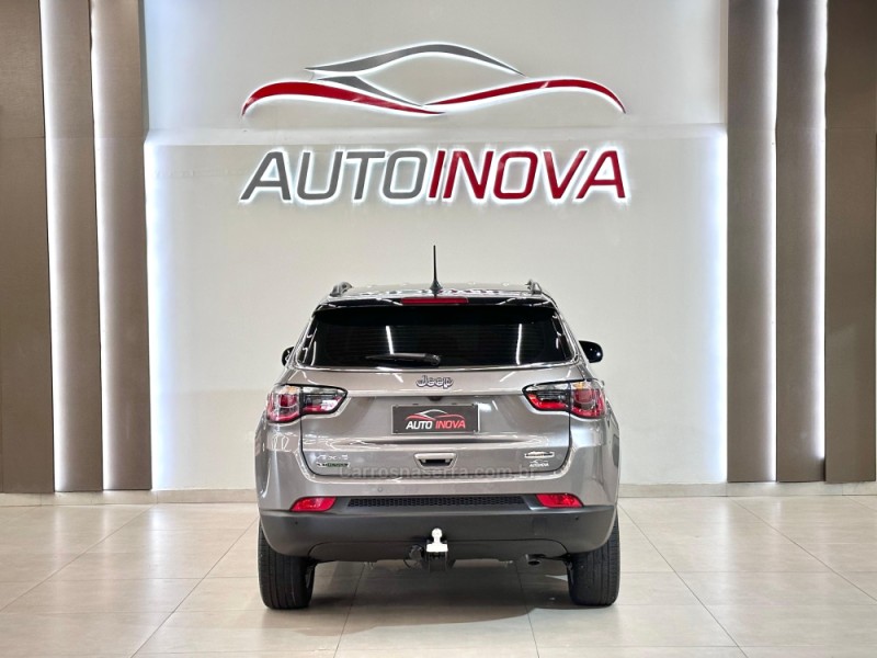 COMPASS 2.0 16V DIESEL LONGITUDE 4X4 AUTOMÁTICO - 2021 - IVOTI