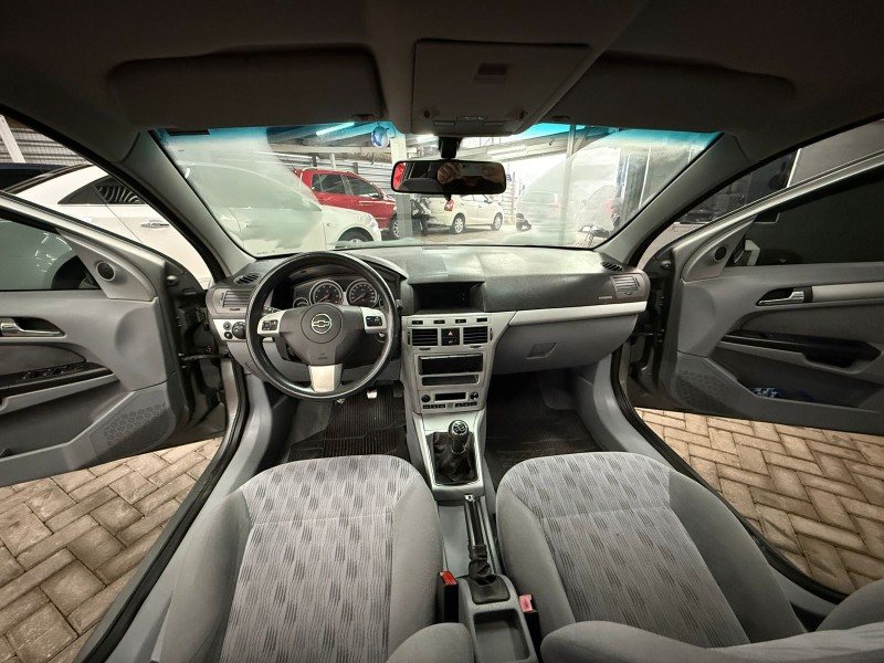 VECTRA 2.0 MPFI ELEGANCE 8V 140CV FLEX 4P MANUAL - 2008 - CAXIAS DO SUL