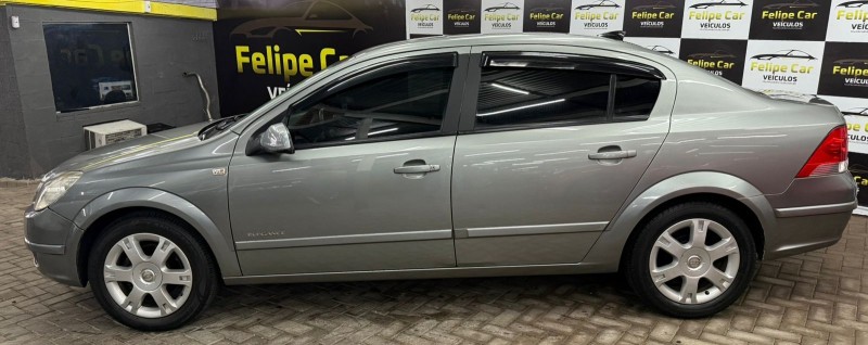 VECTRA 2.0 MPFI ELEGANCE 8V 140CV FLEX 4P MANUAL - 2008 - CAXIAS DO SUL