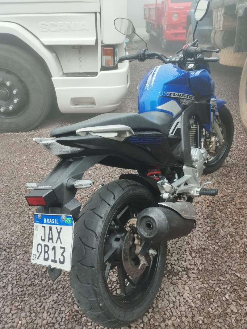 CB 250F TWISTER CBS - 2021 - CAXIAS DO SUL
