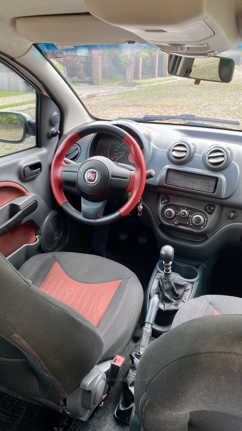 UNO 1.4 EVO SPORTING 8V FLEX 4P MANUAL - 2014 - LAJEADO