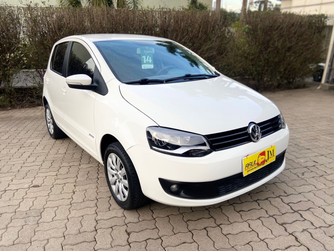 FOX 1.0 MPI TRENDLINE 12V FLEX 4P MANUAL - 2014 - CAXIAS DO SUL