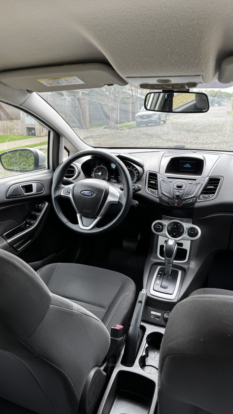 FIESTA 1.6 SE HATCH 16V FLEX 4P AUTOMÁTICO - 2014 - LAJEADO