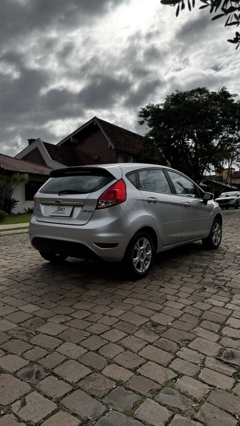 FIESTA 1.6 SE HATCH 16V FLEX 4P AUTOMÁTICO - 2014 - LAJEADO