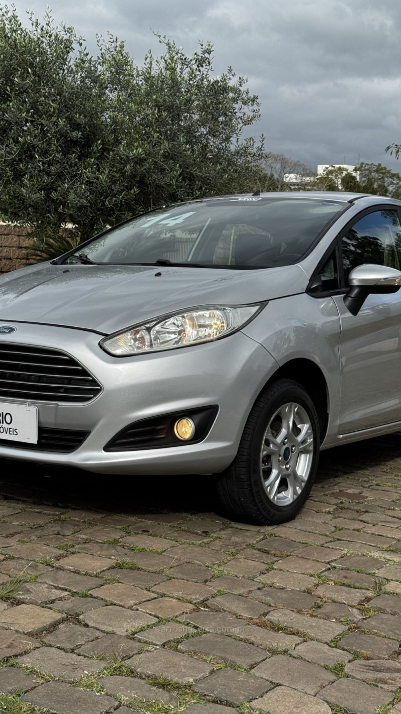 FIESTA 1.6 SE HATCH 16V FLEX 4P AUTOMÁTICO - 2014 - LAJEADO