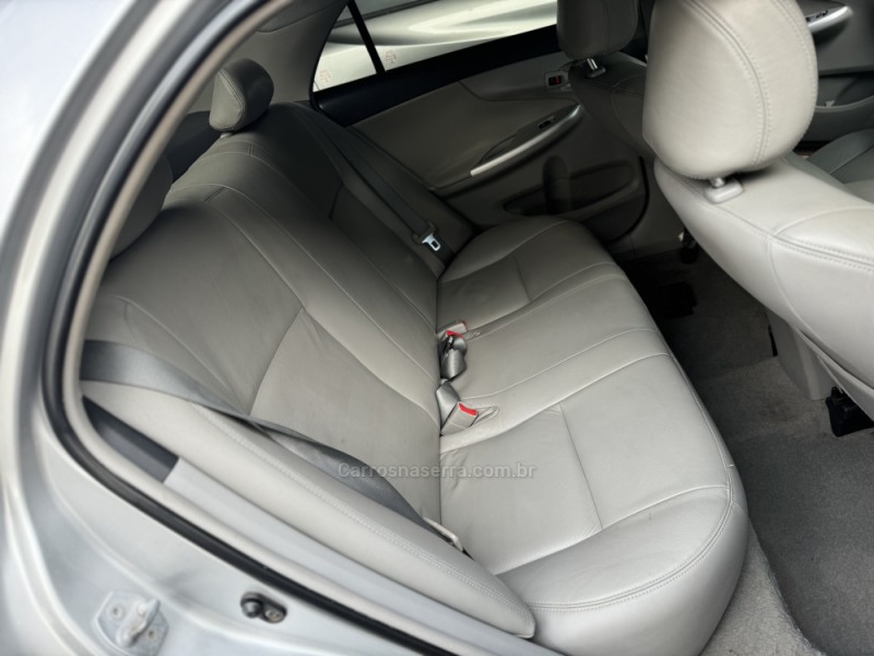 COROLLA 1.8 GLI 16V FLEX 4P AUTOMÁTICO - 2014 - NOVA PRATA